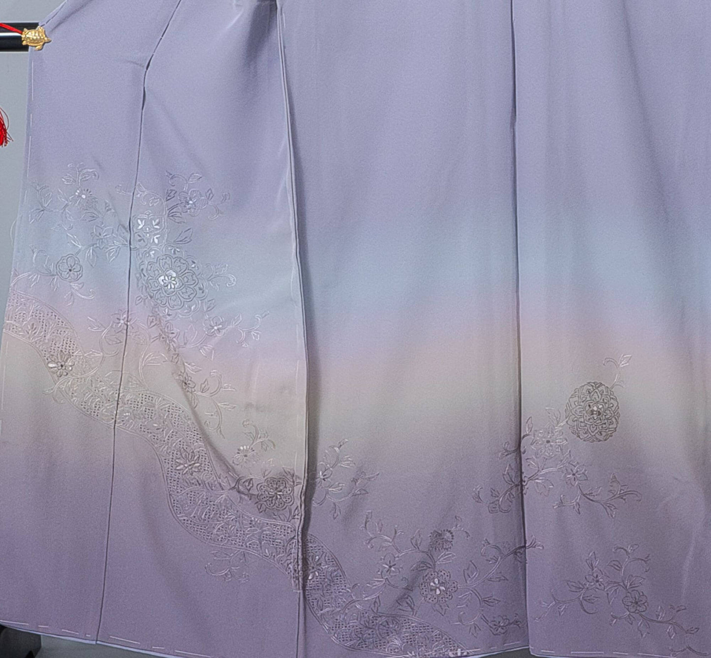 新品【訪問着】藤色系 汕頭刺繍(すわとうししゅう)×唐花|絹100% 八掛付き 未仕立て