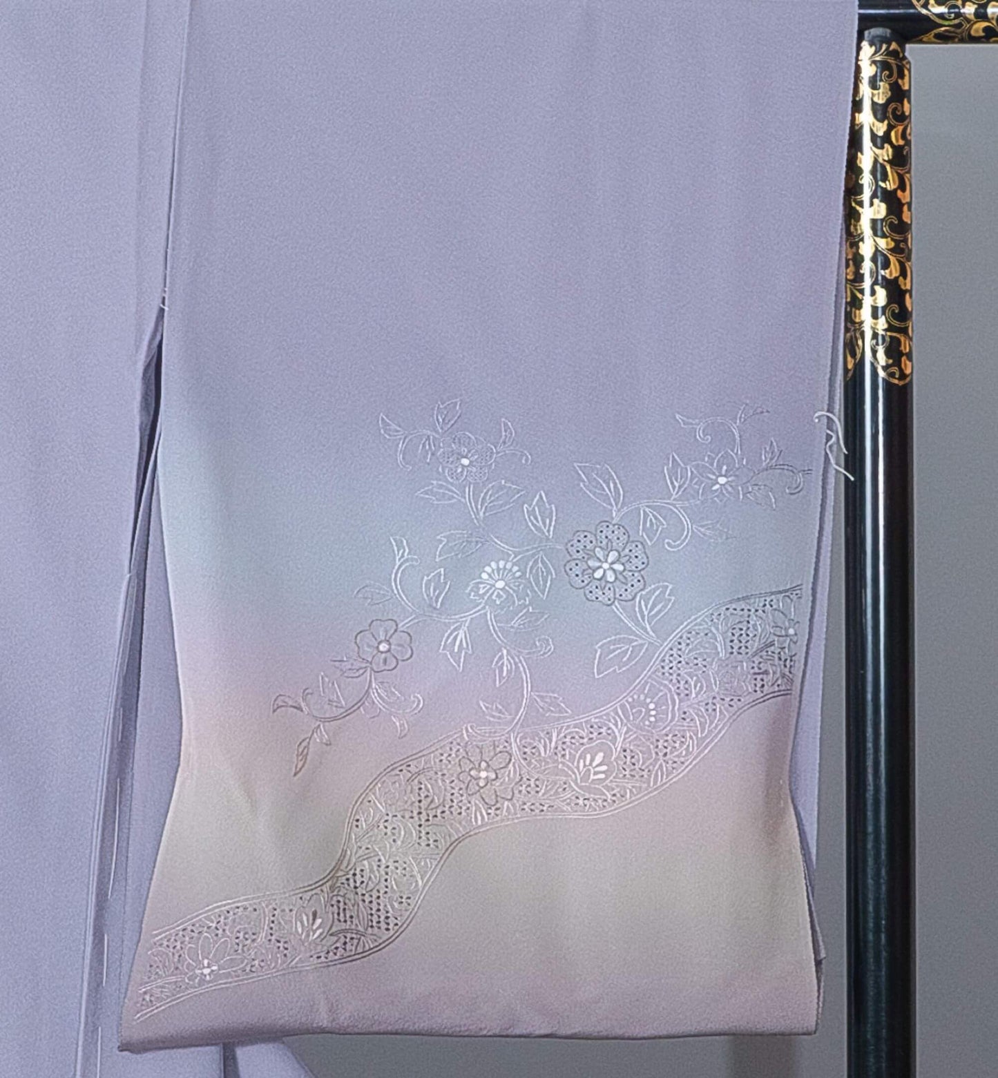 新品【訪問着】藤色系 汕頭刺繍(すわとうししゅう)×唐花|絹100% 八掛付き 未仕立て