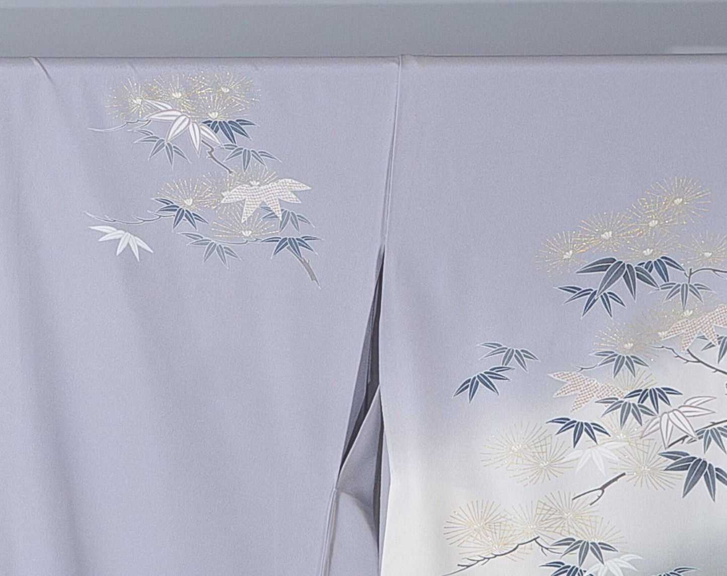 新品【訪問着】 | グレー系 笹×松|友禅染め 絹100% 八掛付き 未仕立て