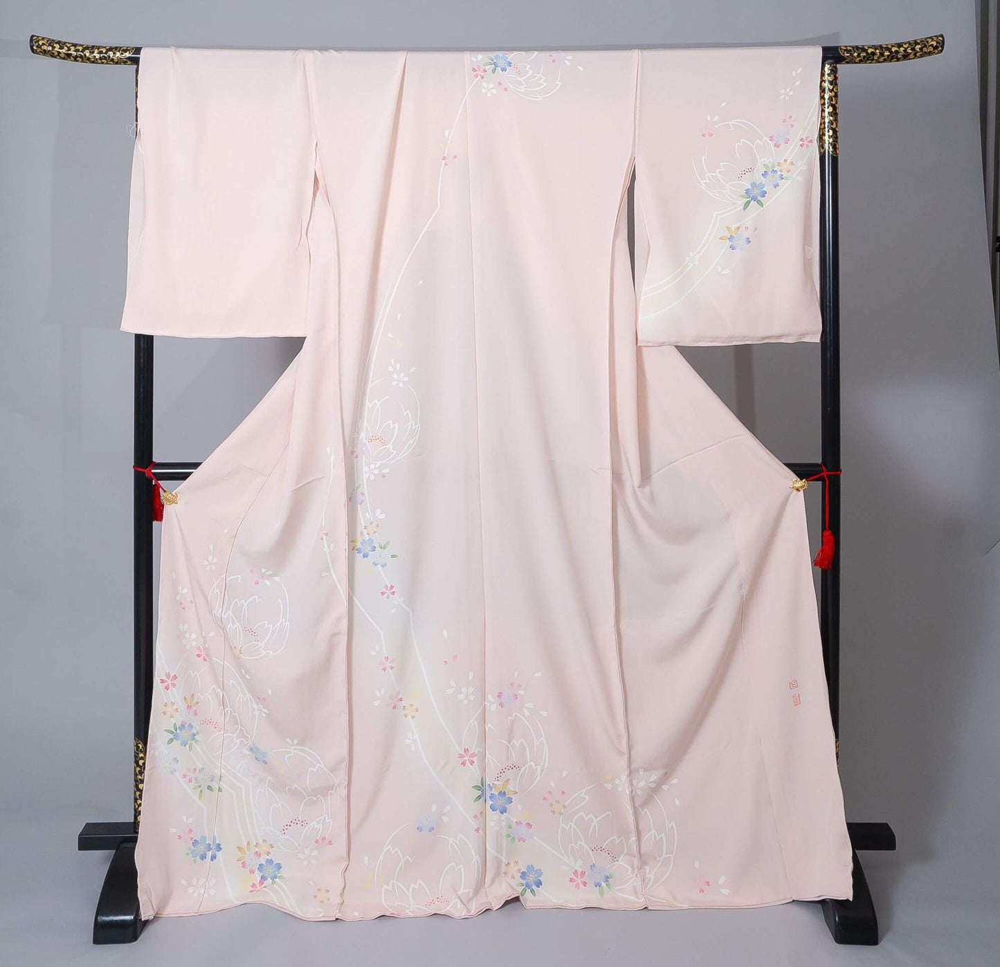 新品【訪問着】淡い桜色× 桜｜友禅染め 絹100％ 八掛付き 未仕立て